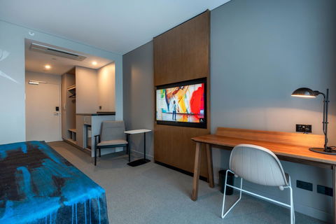The Adnate Perth - Art Series - Yarra Valley Accommodation 12
