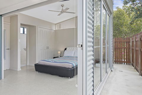 Crescent Head Spa Villa - Yarra Valley Accommodation 6