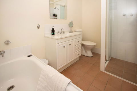 Stay In Mudgee The Grove, The Church, And Premium Private Homestead - Yarra Valley Accommodation 16