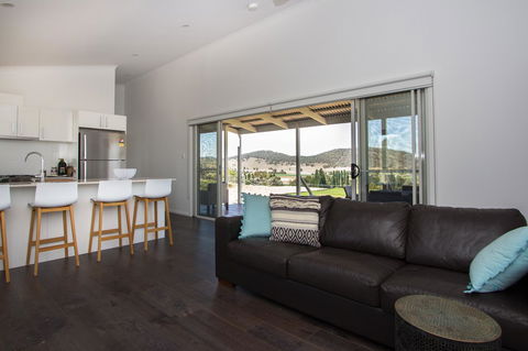 Stay In Mudgee The Grove, The Church, And Premium Private Homestead - Yarra Valley Accommodation 9