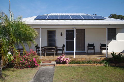 Fleur Cottage, 7 Willow Street - Yarra Valley Accommodation 4