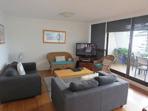 Manly Paradise Motel & Apartments - Yarra Valley Accommodation 25