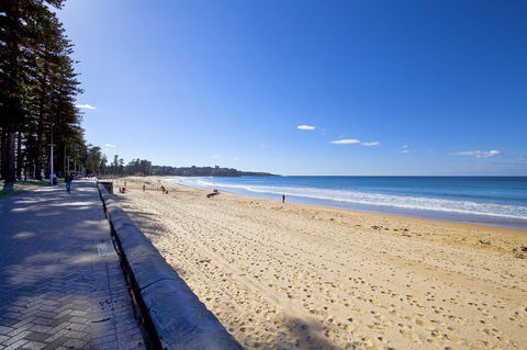 Manly Paradise Motel & Apartments - Yarra Valley Accommodation 8