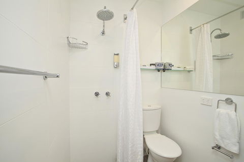 Manly Paradise Motel & Apartments - Yarra Valley Accommodation 11