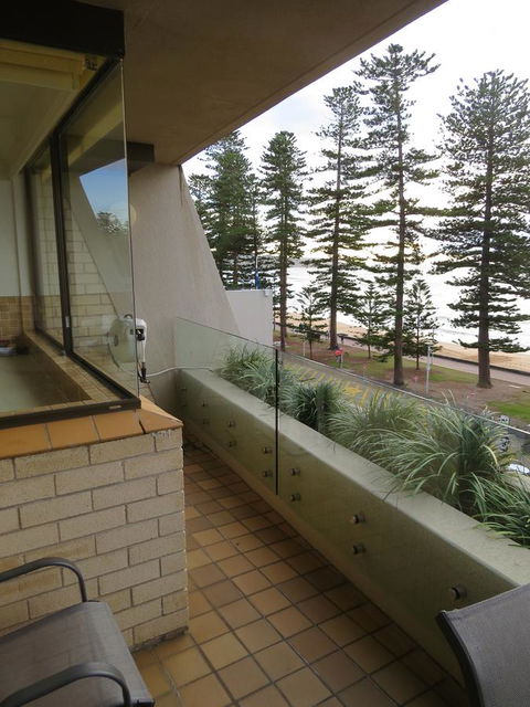 Manly Paradise Motel & Apartments - Yarra Valley Accommodation 40