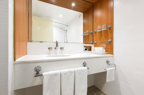 Sydney Harbour Hotel - Yarra Valley Accommodation 6