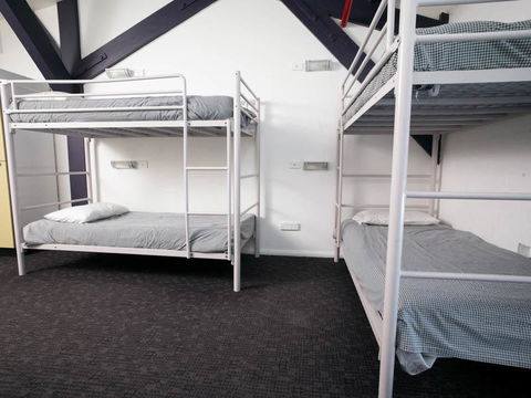 Railway Square YHA - Yarra Valley Accommodation 2