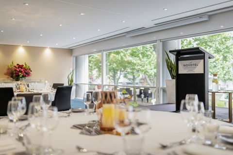 Novotel Sydney Darling Square - Yarra Valley Accommodation 24
