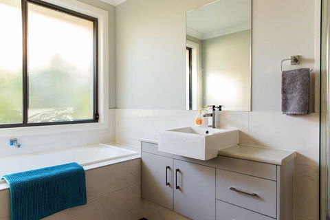 Sydney Amazing Holiday Home Bridal BnB - Yarra Valley Accommodation 9
