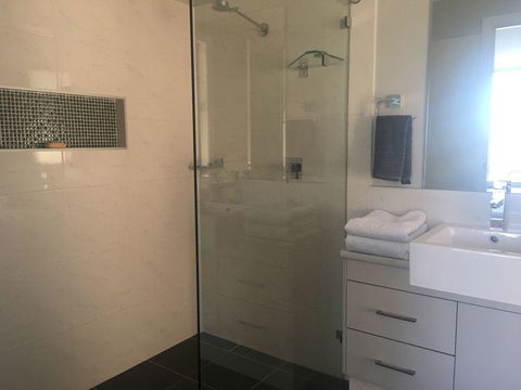 Sydney Amazing Holiday Home Bridal BnB - Yarra Valley Accommodation 12