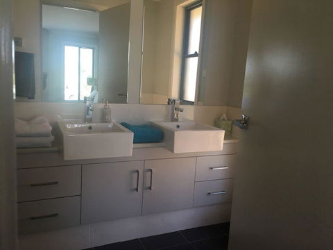 Sydney Amazing Holiday Home Bridal BnB - Yarra Valley Accommodation 10