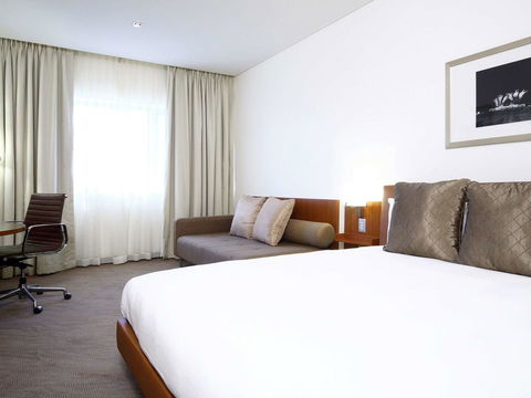 Novotel Canberra - Yarra Valley Accommodation 0