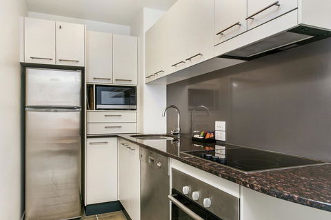 Lennox Holiday Apartments - Yarra Valley Accommodation 36