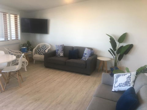 Lennox Holiday Apartments - Yarra Valley Accommodation 24