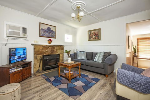 Bonnie Brae Cottage - Yarra Valley Accommodation 1