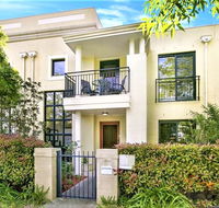 Campbelltown Most Sought After Park Central Home - Yarra Valley Accommodation