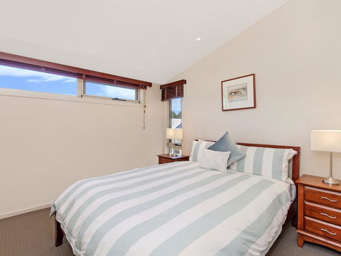 CASTWOOD VILLA No.2 - Yarra Valley Accommodation 2