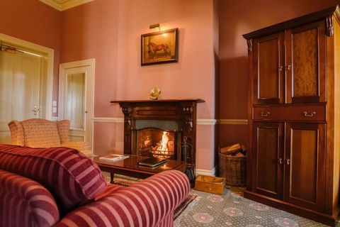 Chateau Yering Hotel - Yarra Valley Accommodation 2