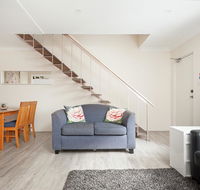 Comfy  Convenient  Homebush West 300 steps train - Yarra Valley Accommodation
