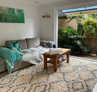 Cosy Backyard Apartment Close To Miami Beach - Yarra Valley Accommodation