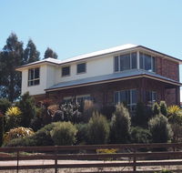 Country Meets Town - Yarra Valley Accommodation