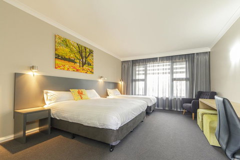 Cowra Services Club Motel - Yarra Valley Accommodation 2