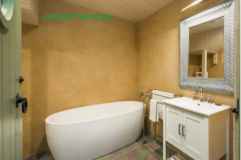 Crafers Cottages - Yarra Valley Accommodation 0