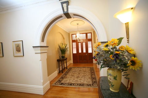 Darcy's Hotel - Yarra Valley Accommodation 0