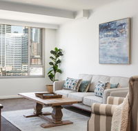 Darling Harbour Apartment with Parking Views Pool - Yarra Valley Accommodation