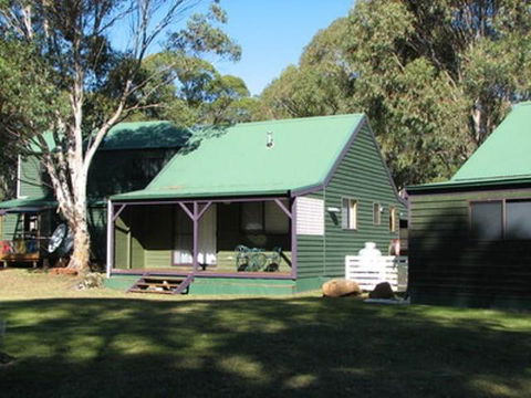 Derwent Bridge Chalets & Studios - Yarra Valley Accommodation 0