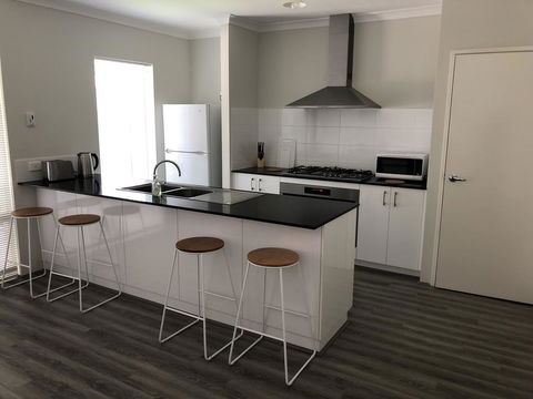 Eden Beach Retreat Holiday Home - Yarra Valley Accommodation 1