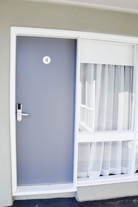 Eight Spence - Yarra Valley Accommodation 3