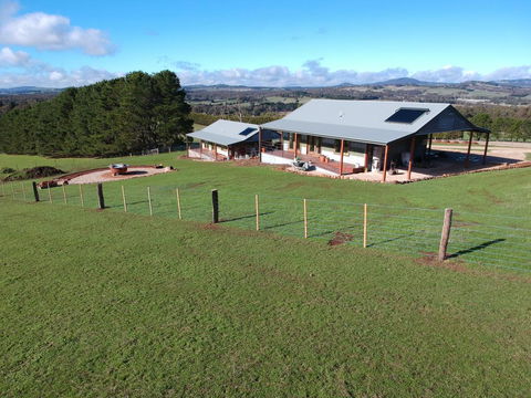 Fellcroft Farmstay - Yarra Valley Accommodation 0