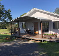 Flame Tree Chalet - Yarra Valley Accommodation