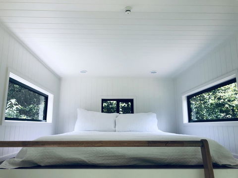 Francisco D'Anconia Tiny House - Yarra Valley Accommodation 3