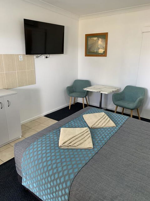 Glen Innes Motel - Yarra Valley Accommodation 1