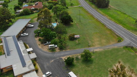 Hilldrop Motor Inn - Yarra Valley Accommodation 1
