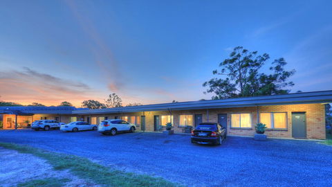 Hilldrop Motor Inn - Yarra Valley Accommodation 3
