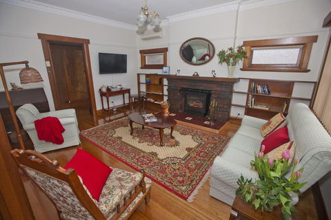 Hillside Cottage - Yarra Valley Accommodation 1