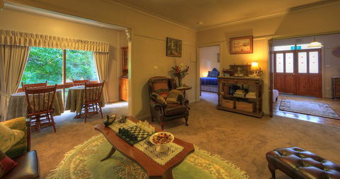 Hillview Oak B&B - Yarra Valley Accommodation 0