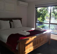Holly House BnB - Yarra Valley Accommodation