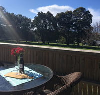 Jacaranda Retreat. Refreshing Recharge Relax  - Yarra Valley Accommodation