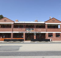 Kaneira Hotel - Yarra Valley Accommodation