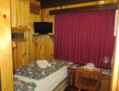 Karelia Alpine Lodge - Yarra Valley Accommodation 1