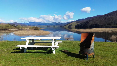 Khancoban Lakeside Caravan Park - Yarra Valley Accommodation 1
