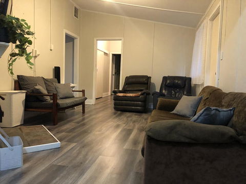 King Of The Cross - Work, Holiday Or Stop Overs - Yarra Valley Accommodation 1