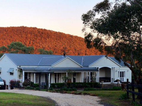 La Sila Homestead On Marrowbone - Cutest Cottage In The Hunter With Killer Views - Yarra Valley Accommodation 3