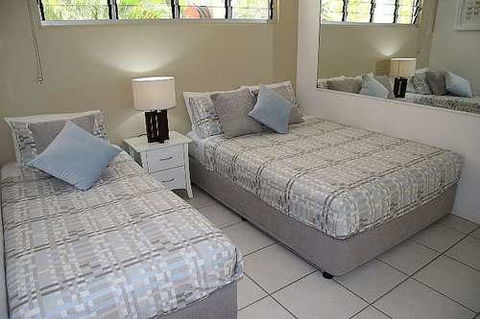 Lagoon 005 - Yarra Valley Accommodation 2