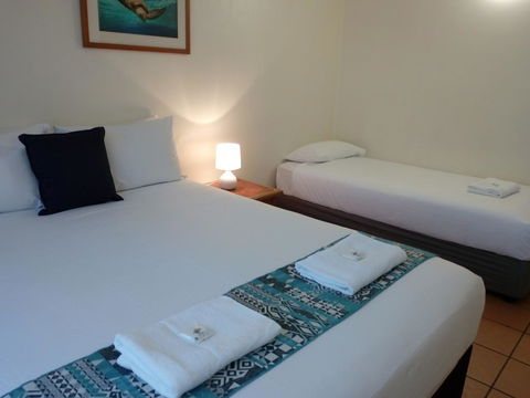 Lake Central Cairns - Yarra Valley Accommodation 0