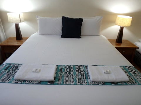 Lake Central Cairns - Yarra Valley Accommodation 3